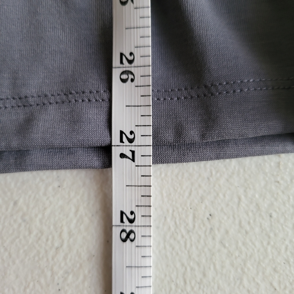 Women's Shortsleeve Tops - Picture 10 of 10